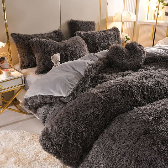 Cozy bedding set for ultimate comfort 